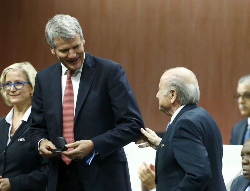 © Reuters. Gill abandona su puesto en la ejecutiva de la FIFA tras la reelección de Blatter