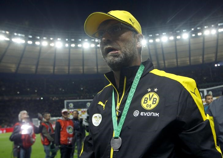 © Reuters. وداع مؤلم لكلوب بعد خسارة دورتموند في نهائي كأس المانيا