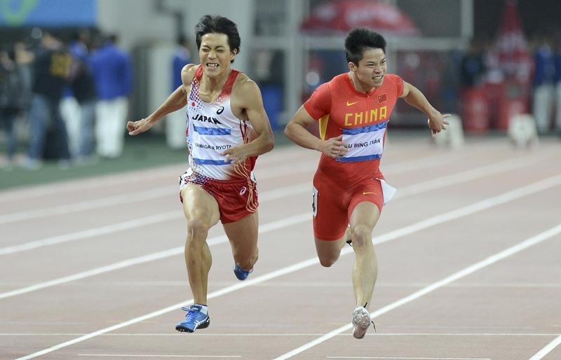 © Reuters. الصيني سو يحقق انجازا آسيويا بلقاء بريفونتين لألعاب القوى