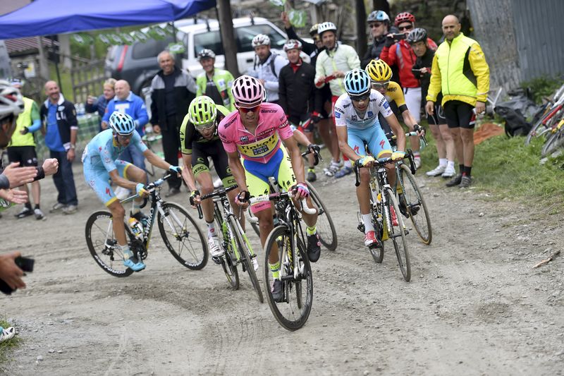 © Reuters. Contador gana su segundo Giro de Italia