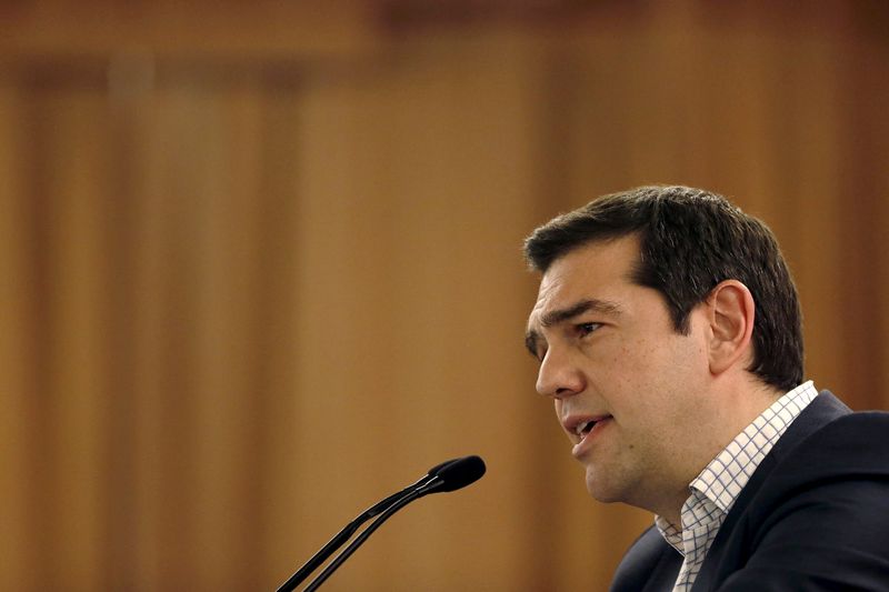 © Reuters. مسؤول: رئيس وزراء اليونان يتفق مع ميركل واولوند على الحاجة لاتفاق سريع