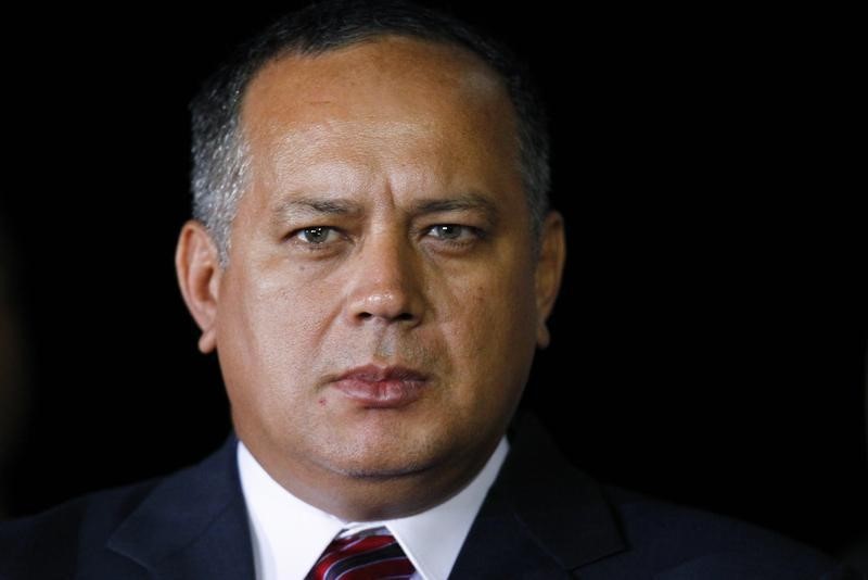 © Reuters. رئيس البرلمان الفنزويلي يقول إنه سيرفع قضايا في اسبانيا وأمريكا بشأن تقارير صحفية