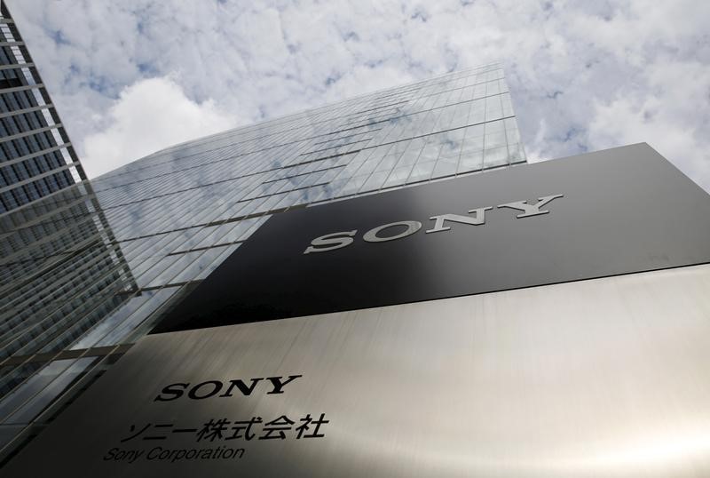 © Reuters. Sony Corp's logo is seen at the company headquarters in Tokyo