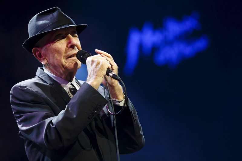 © Reuters. File photo of Canadian singer-songwriter Cohen performing during the first night of the 47th Montreux Jazz Festival