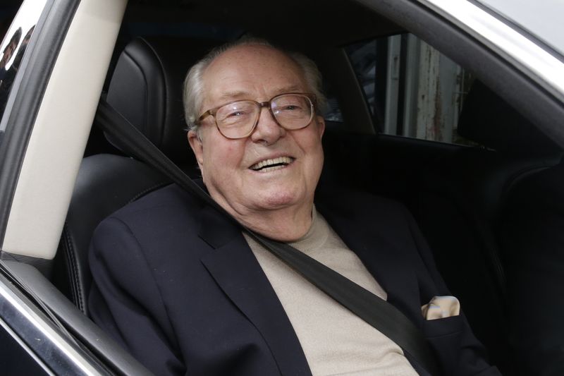 © Reuters. JEAN-MARIE LE PEN ASSIGNE LE FRONT NATIONAL EN JUSTICE