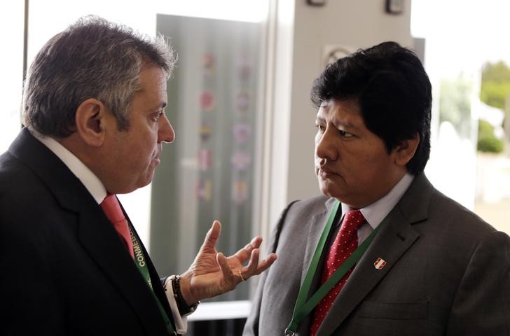 © Reuters. Presidente da Associação de Futebol Uruguaia, Wilmar Valdez, no congresso da Conmebol