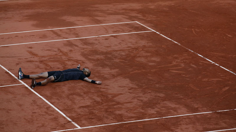 © Reuters. LE GOUVERNEMENT VA VALIDER L'EXTENSION DE ROLAND-GARROS