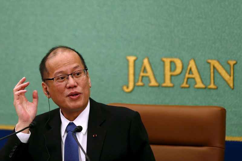 © Reuters. اكينو:الفلبين ستبدأ محادثات للسماح لليابان باستخدام قواعد عسكرية