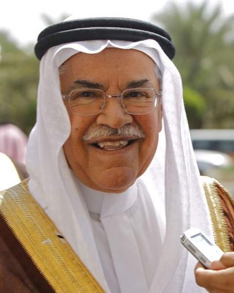 © Reuters. وزير البترول السعودي يقول السوق تتحسن