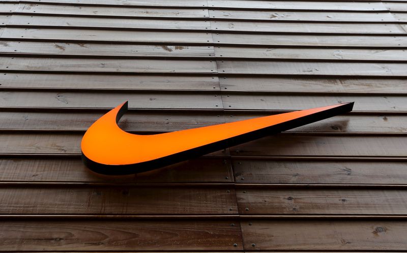 © Reuters. Logomarca da fabricante de materiais esportivos Nike em fachada de loja em São Paulo