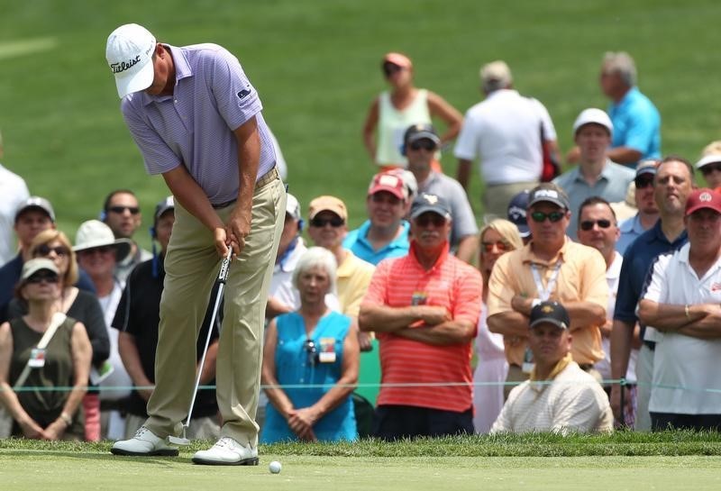 © Reuters. PGA: The Memorial Tournament-Second Round