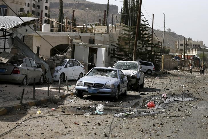 © Reuters. Arabia Saudí dice haber derribado un misil Scud enviado desde Yemen