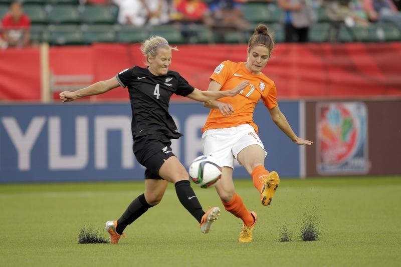 © Reuters. Soccer: Women's World Cup-New Zealand at Netherlands