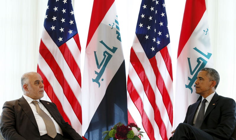 © Reuters. في اجتماعه مع العبادي أوباما يعبر عن ثقته في هزيمة الدولة الإسلامية