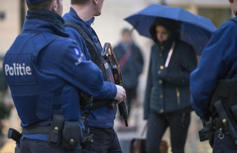 © Reuters. الحكومة البلجيكية: الشرطة نفذت مداهمات على أهداف مرتبطة بإسلاميين
