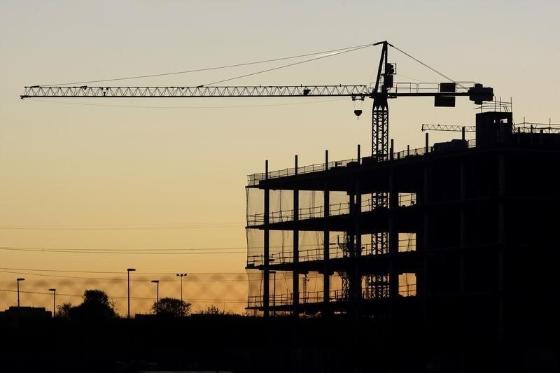 © Reuters. A general view of a construction site in Madrid