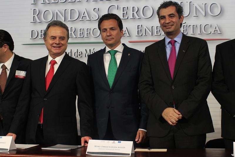 © Reuters. Inversores privados miran pero no se lanzan sobre proyectos de energía en México