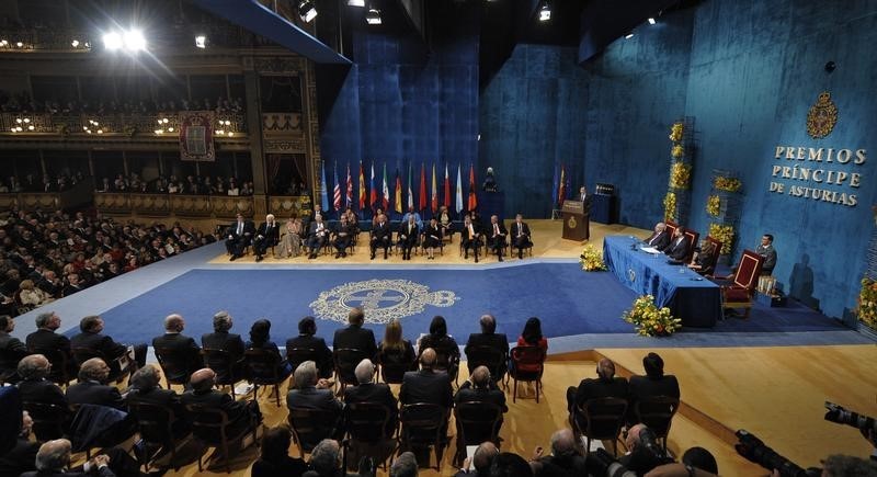 © Reuters. El escritor cubano Leonardo Padura, premio Princesa de Asturias de Letras 2015