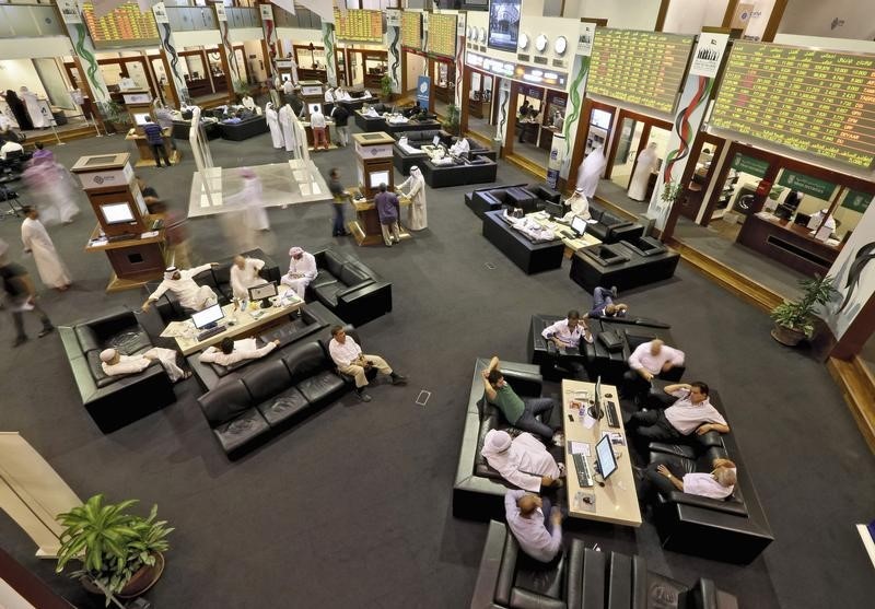 © Reuters. صعود معظم أسواق الأسهم الخليجية بعد مواصلة النفط مكاسبه