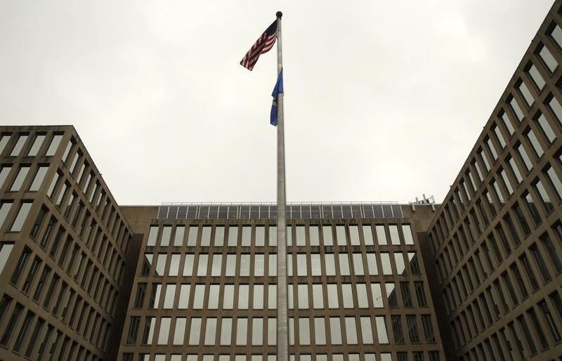 © Reuters. The U.S. Office of Personnel Management building in Washington