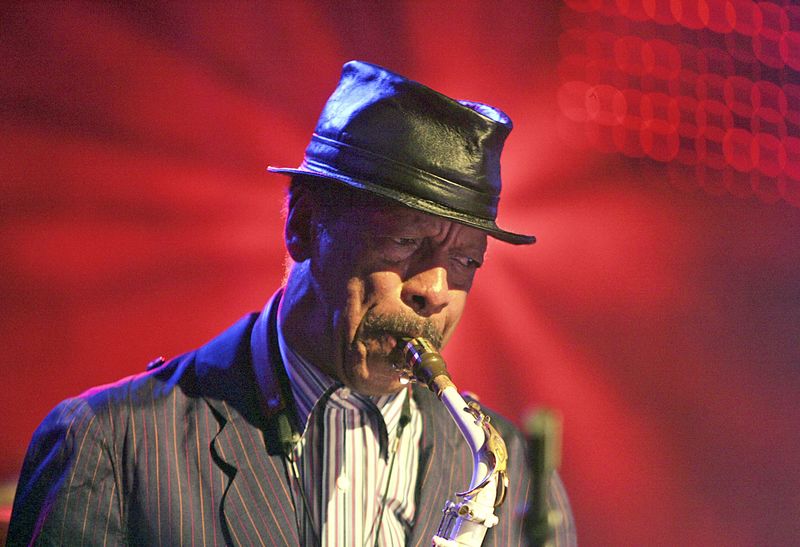 © Reuters. Saxophonist Ornette Coleman performs during the 40th Montreux Jazz festival in Montreux