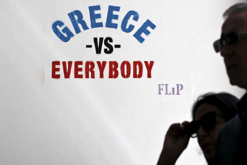 © Reuters. FMI menciona "grandes diferencias" con Grecia, equipo negociador deja Bruselas