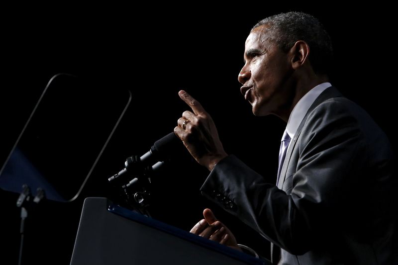 © Reuters. Obama delivers remarks at the Catholic Health Association conference in Washington