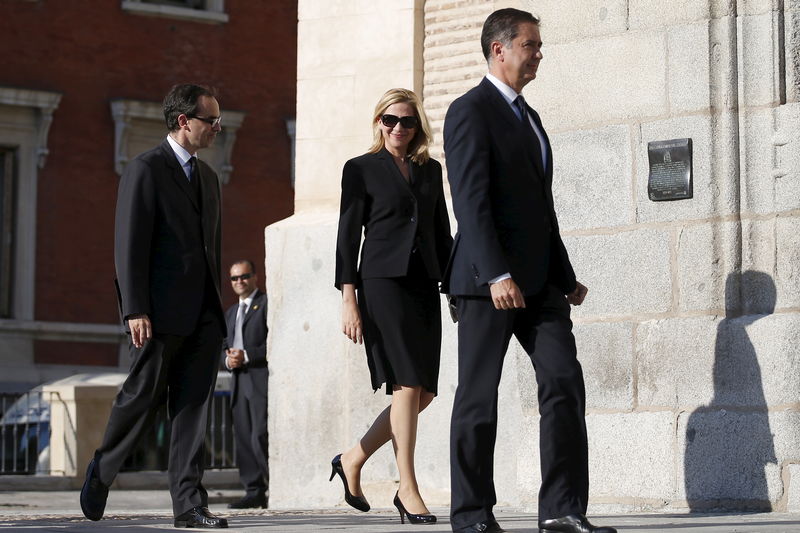 © Reuters. El rey de España retira el título de duquesa de Palma a su hermana Cristina