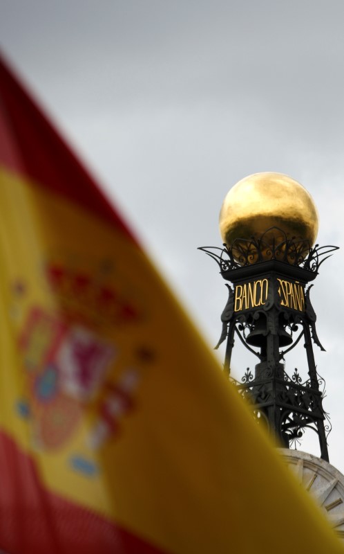 © Reuters. La deuda pública española cierra marzo en el 98,0% del PIB