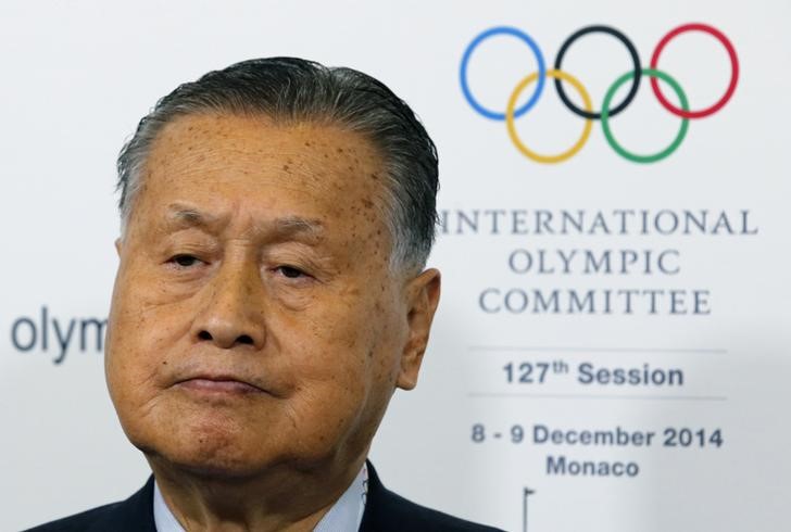 © Reuters. Yoshiro Mori, Japan's former Prime Minister and president of Tokyo 2020 Organizing Committee of Olympic and Paralympic games, answers to the media during the 127th International Olympic Committee session in Monaco