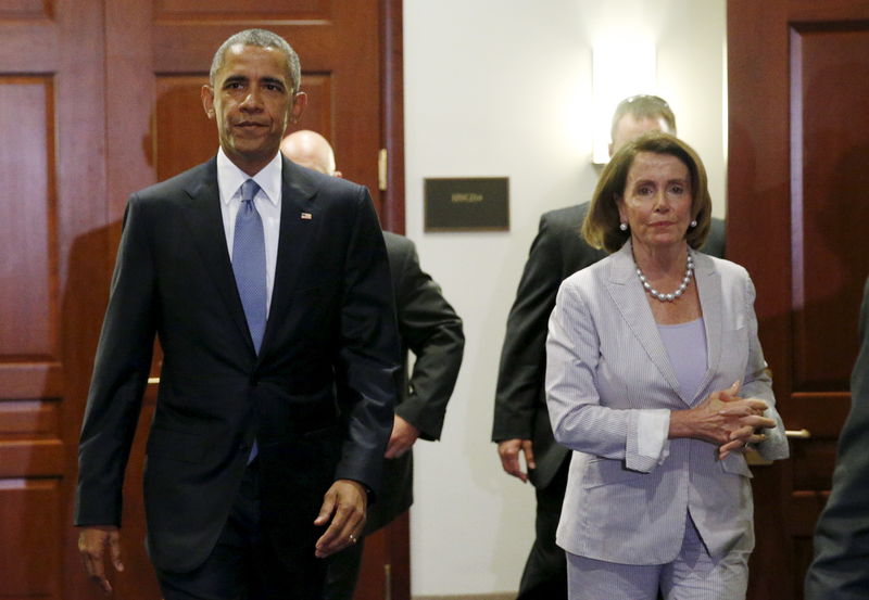 © Reuters. Obama meets with House Democrats in the Capitol in Washington