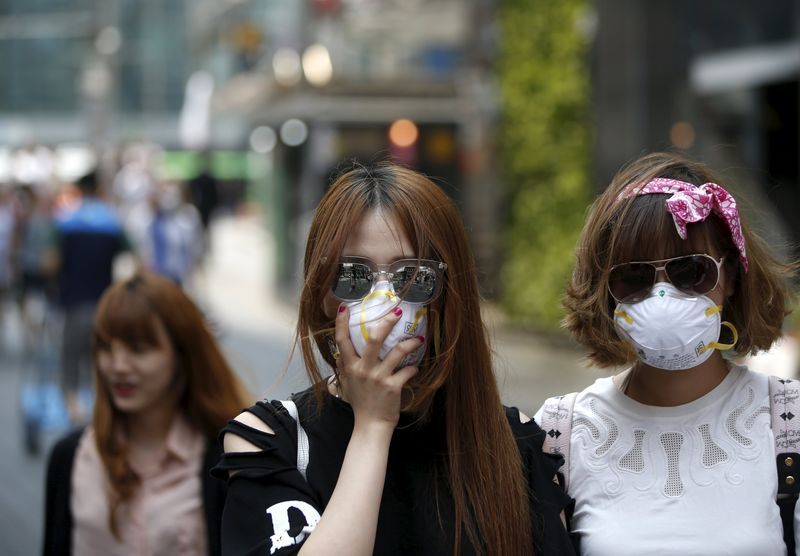 © Reuters. كوريا الجنوبية تعلن عن سبع حالات إصابة جديدة بفيروس كورونا
