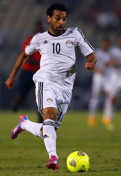 © Reuters. صلاح يتألق ويمنح مصر بداية قوية في تصفيات كأس الأمم الافريقية