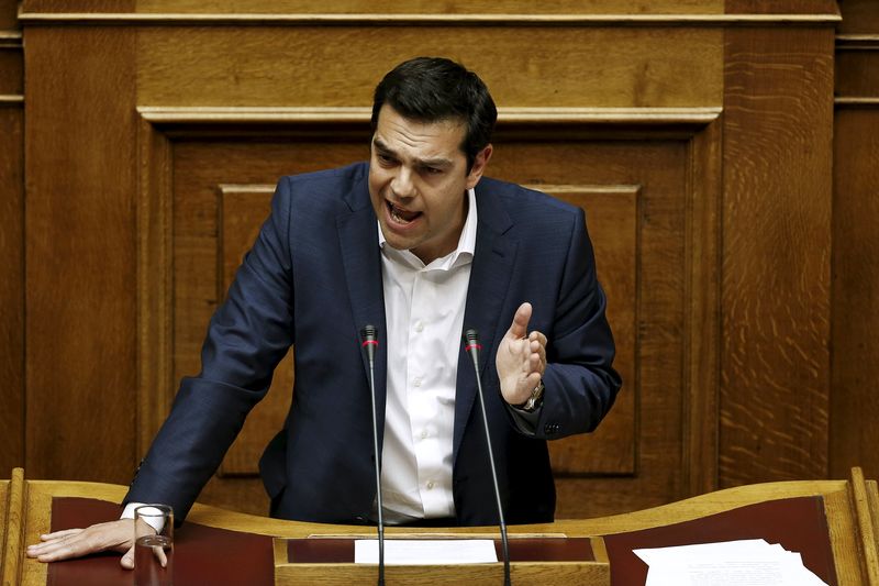 © Reuters. Primeiro-ministro grego, Alexis Tsipras, durante discurso em Atenas