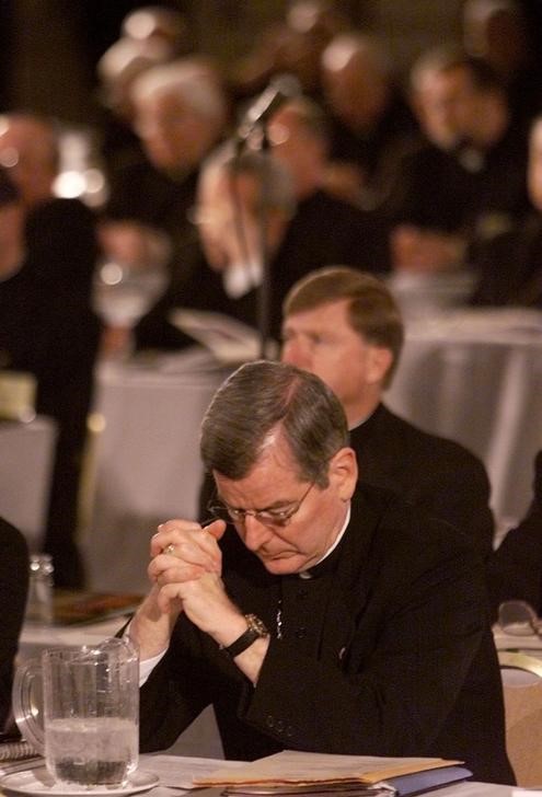 © Reuters. Arcebispo John Nienstedt durante conferência no Texas, em foto de arquivo