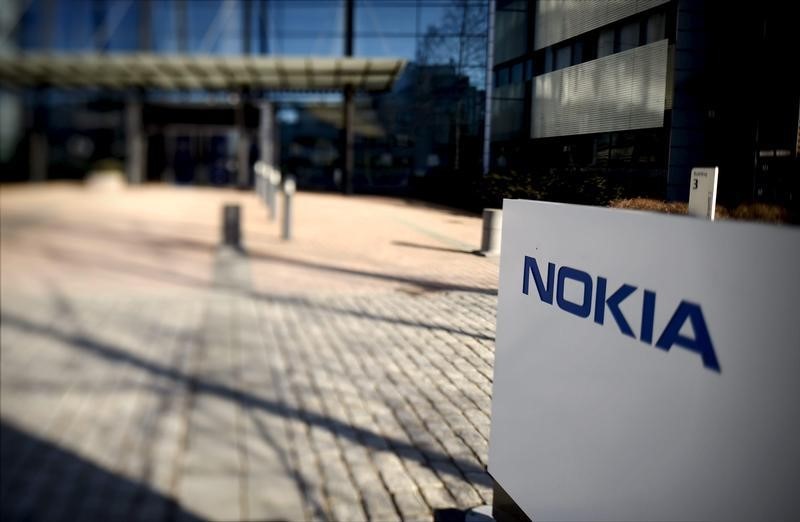© Reuters. Nokia se enfrenta a largo proceso de arbitraje sobre patentes con LG