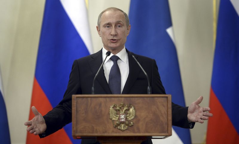 © Reuters. Presidente russo, Vladimir Putin, concede entrevista coletiva