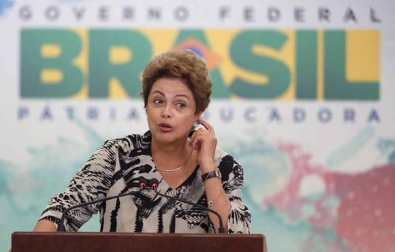 © Reuters. Presidente Dilma Rousseff durante cerimônia no Palácio do Planalto, em Brasília 