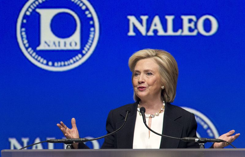 © Reuters. U.S. Democratic presidential candidate and former Secretary of State Hillary Clinton speaks at the National Association of Latino Elected and Appointed Officials (NALEO) conference in Las Vegas