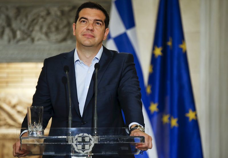 © Reuters. Tsipras ve una solución a la crisis de deuda y la vuelta al crecimiento