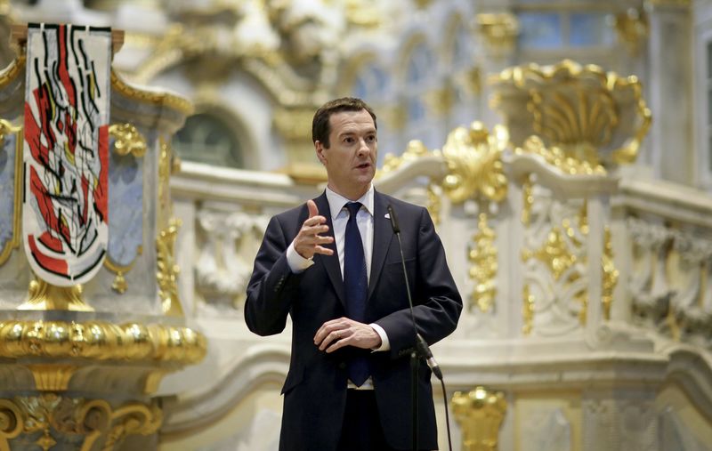 © Reuters. Britain's Chancellor of the Exchequer George Osborne gives a speech during a reception event of the G7 finance ministers and central bankers meeting in Dresden