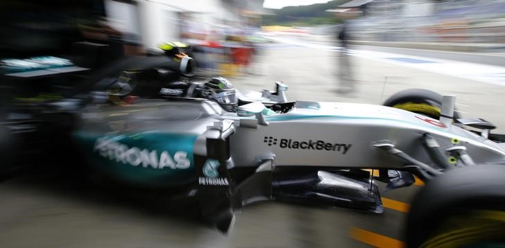 © Reuters. Rosberg lidera la primera sesión de entrenamientos libres del GP de Austria