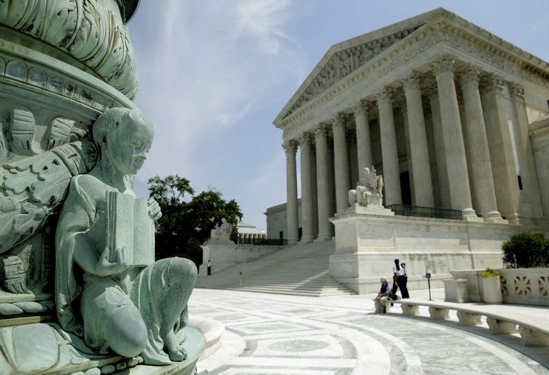 © Reuters. The  U.S. Supreme Court  is seen in Washington