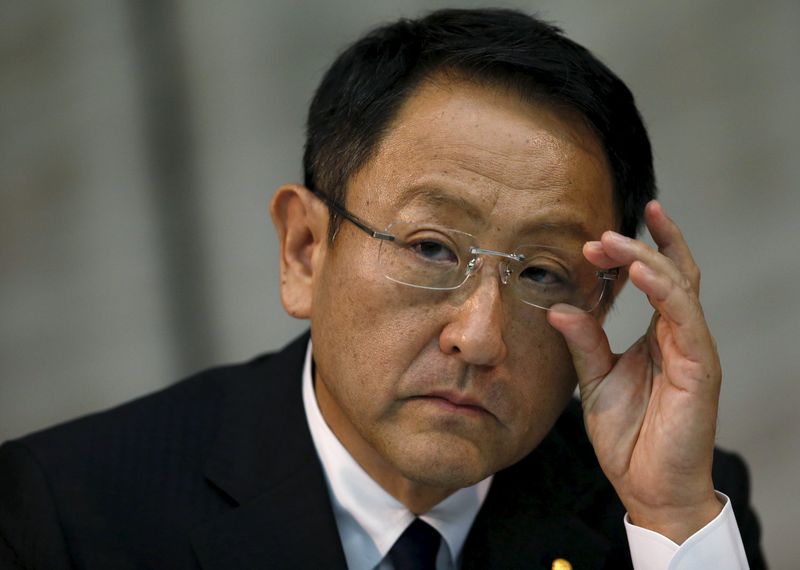 © Reuters. Toyota Motor Corp President Toyoda attends a news conference on the arrest of the company's Managing Officer and Chief Communications Officer Hamp in Tokyo