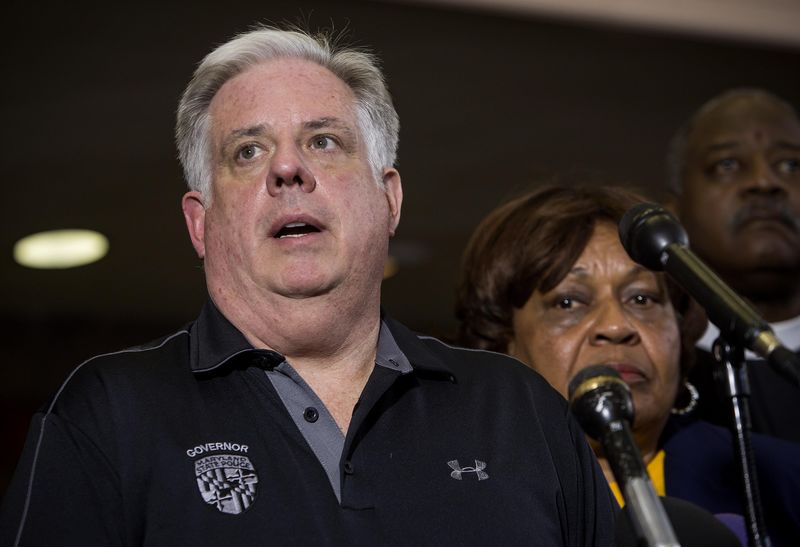 © Reuters. Maryland governor Larry Hogan speaks during a press conference in Baltimore Maryland