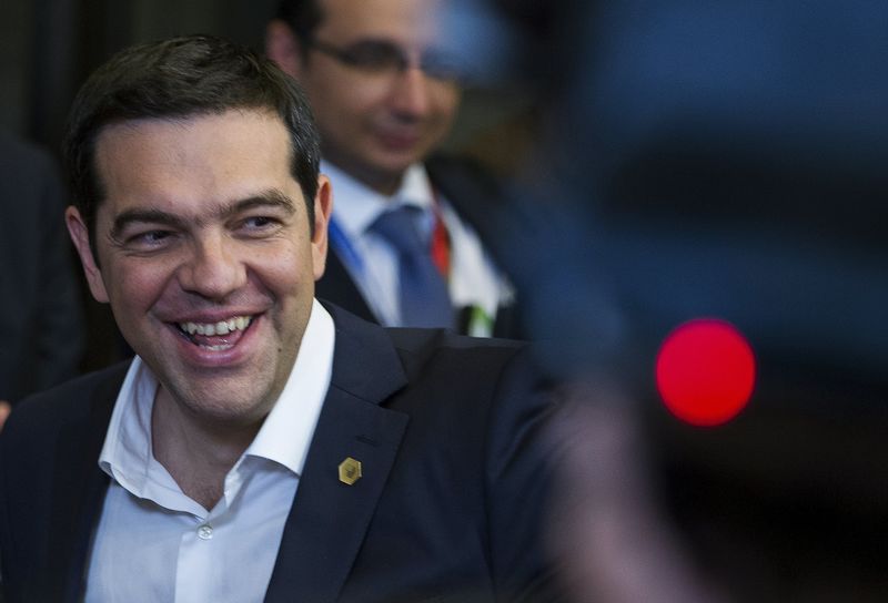 © Reuters. Greek Prime Minister Tsipras leaves the European Council headquarters after the first day of a European Union leaders summit in Brussels