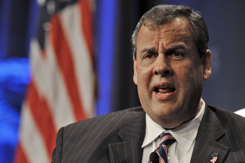 © Reuters. Republican presidential hopeful, New Jersey Gov. Christie addresses an economic summit in Orlando