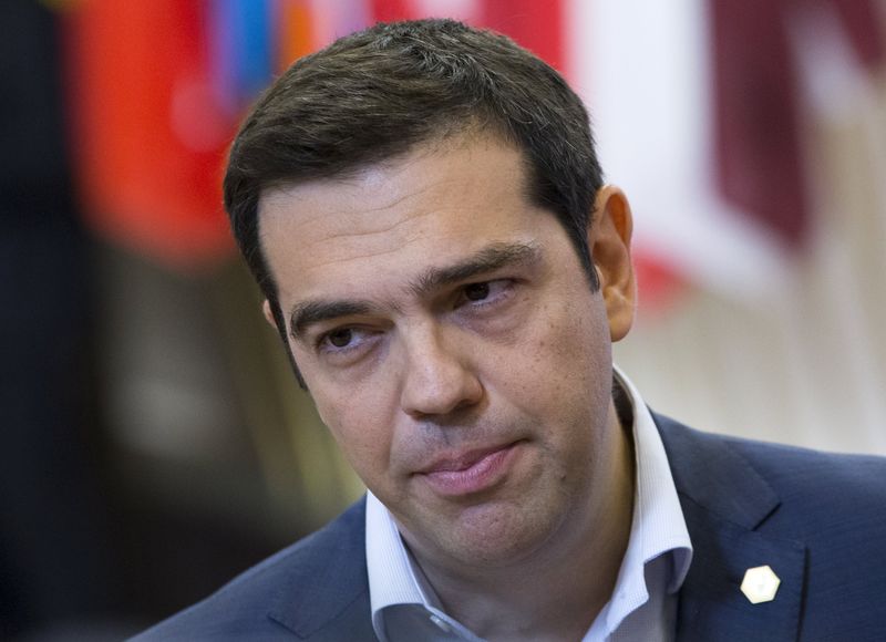 © Reuters. Premiê grego Alexis Tsipras deixa sede do Conselho Europeu em Bruxelas