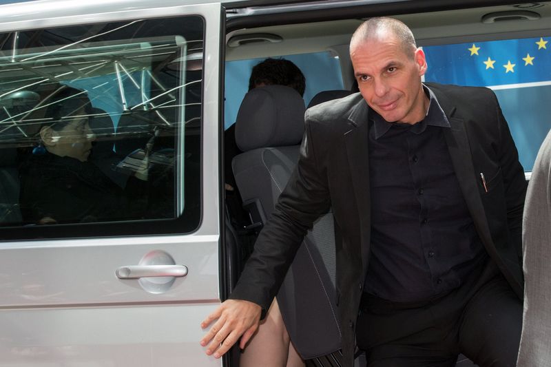 © Reuters. Varoufakis dice que pago del martes a FMI depende de acreedores