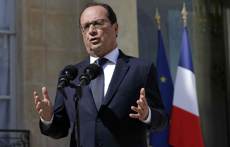 © Reuters. Presidente francês, François Hollande, no Palácio do Eliseu